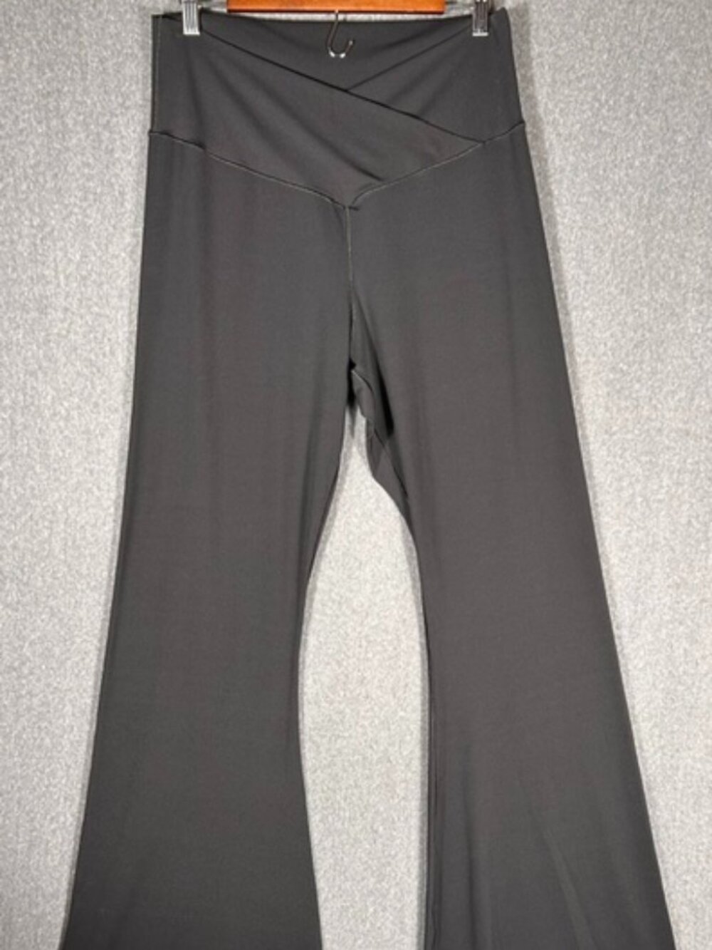 Sunzel Flare Yoga Pants Womens Sz XXL Black Highwaist Crossover Bell Bottom